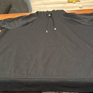 Athletic hoodie. Size XXXL (22). New never worn. Black